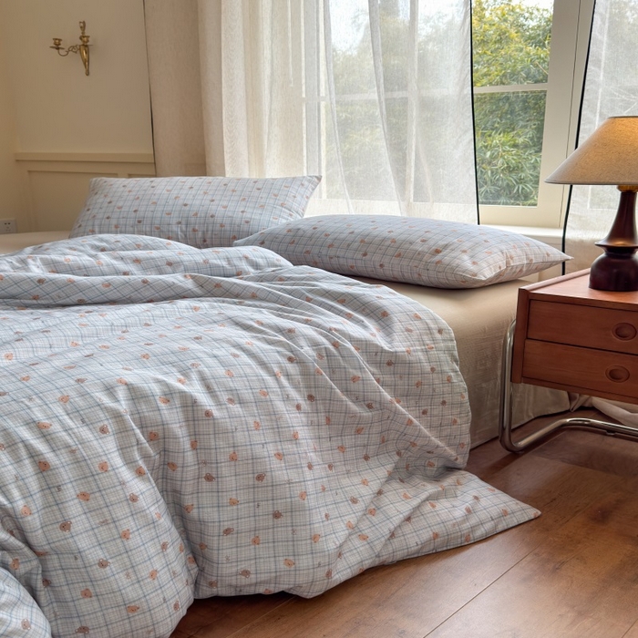 91家纺网 家纺一手货源 找家纺 曲之慕2025新款A类母婴级有氧全棉纯棉双层纱印花四件套 韩系小熊-兰