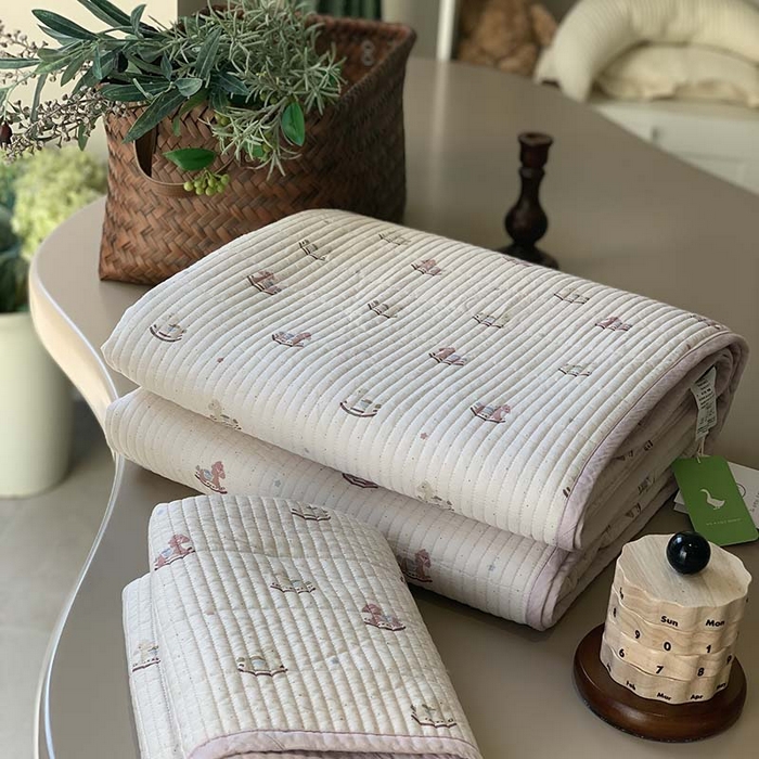 91家纺网 家纺一手货源 找家纺 汇庭 2025新款蔓莎床盖三件套系列-实拍 达拉木马