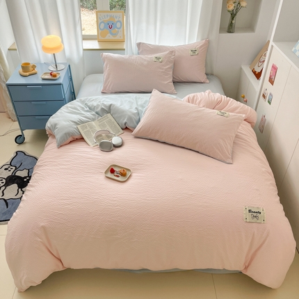 91家纺网 家纺一手货源 找家纺 （总）桃心家居 2025新款A类韩系亲肤软糯甜格泡泡水洗棉撞色奶呼呼织标蝴蝶少女四件套