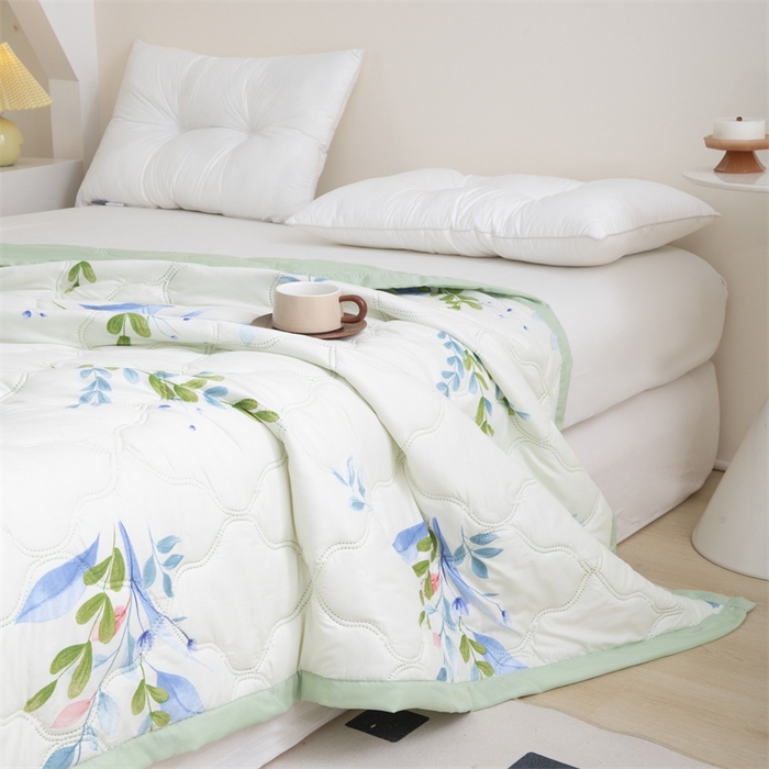 91家纺网 家纺一手货源 找家纺 席万佳 2025新款直播热款印花夏凉被空调被被子被芯水洗棉夏被 半夏