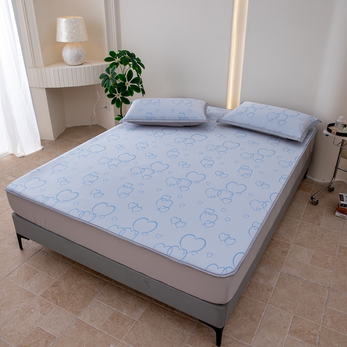 91家纺网 家纺一手货源 找家纺 凌云家纺  2025新款提花凉感冰丝席床笠款三明治凉席三件套 心海-蓝