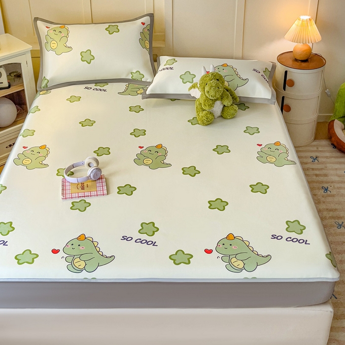 91家纺网 家纺一手货源 找家纺 富馨莱 2025新款床笠款冰藤印花凉席A类抗菌冰丝席支持定制尺寸 小萌龙