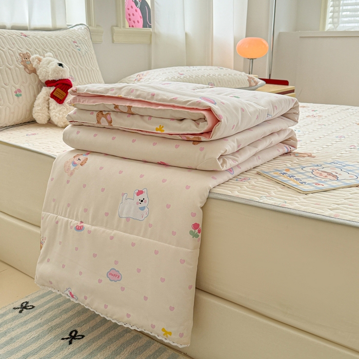 91家纺网 家纺一手货源 找家纺 慕尚家纺  2025春夏新款乳胶凉席水洗棉夏被夏凉被空调被三件套四件套 哈哈俱乐部