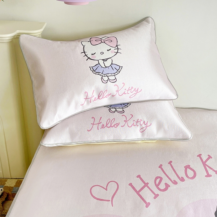 91家纺网 家纺一手货源 找家纺 米帛家纺 2025新款 A类大版三丽鸥冰藤席-床席款 香水凯蒂猫