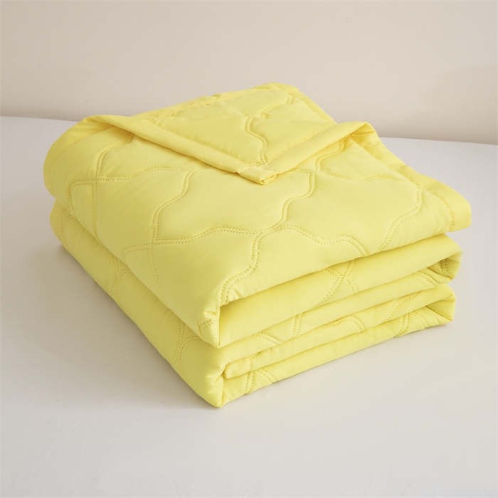 91家纺网 家纺一手货源 找家纺 梵心家纺 2025新款直播热款印花夏凉被空调被被子被芯水洗棉夏被 黄色