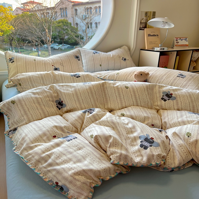 91家纺网 家纺一手货源 找家纺 葡萄家 2025爆款高克重彩色三角针A类针织双层纱四件套 提供买家秀 北鼻象