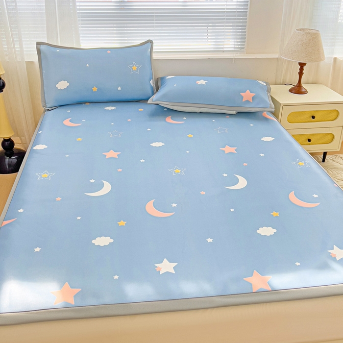 91家纺网 家纺一手货源 找家纺 富馨莱 2025新款平铺款冰藤印花凉席A类抗菌冰丝席支持定制尺寸 星空