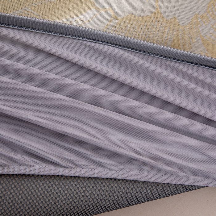 91家纺网 家纺一手货源 找家纺 凌云家纺  2025新款提花凉感冰丝席床笠款三明治凉席三件套 萱花-金