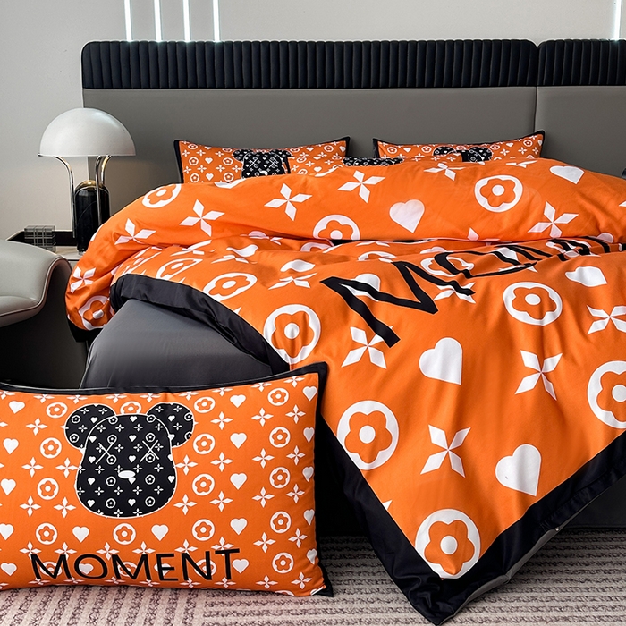 91家纺网 家纺一手货源 找家纺 2025新款水洗真丝数码印花四件套 流体熊-橙