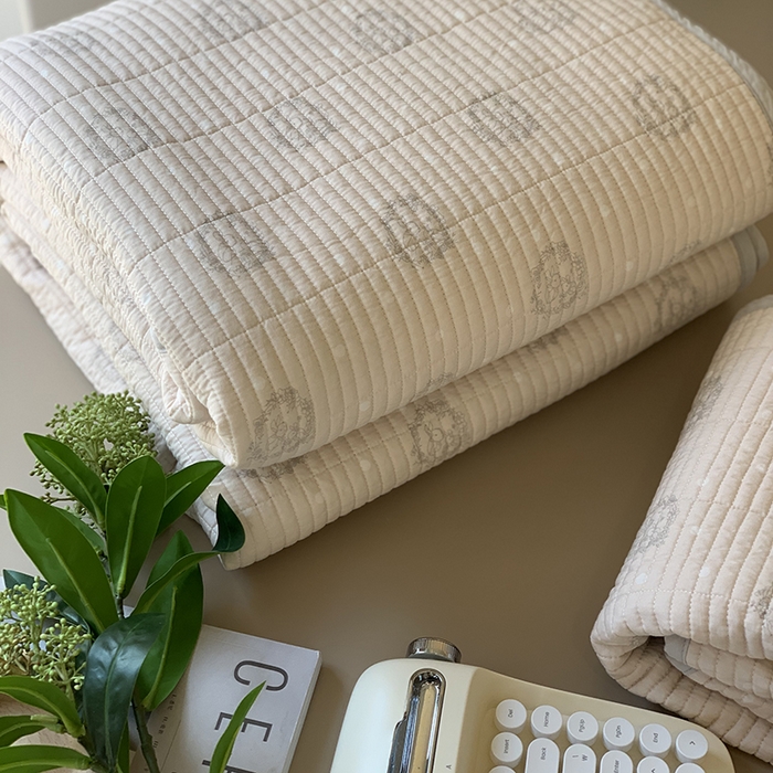 91家纺网 家纺一手货源 找家纺 汇庭 2025新款全棉床盖三件套-实拍 雪宝庄园