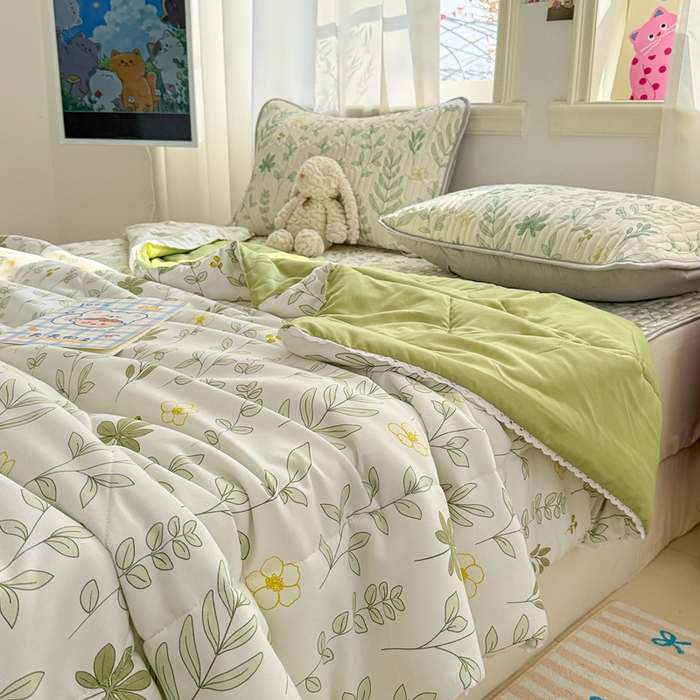 91家纺网 家纺一手货源 找家纺 慕尚家纺  2025春夏新款乳胶凉席水洗棉夏被夏凉被空调被三件套四件套 风信子