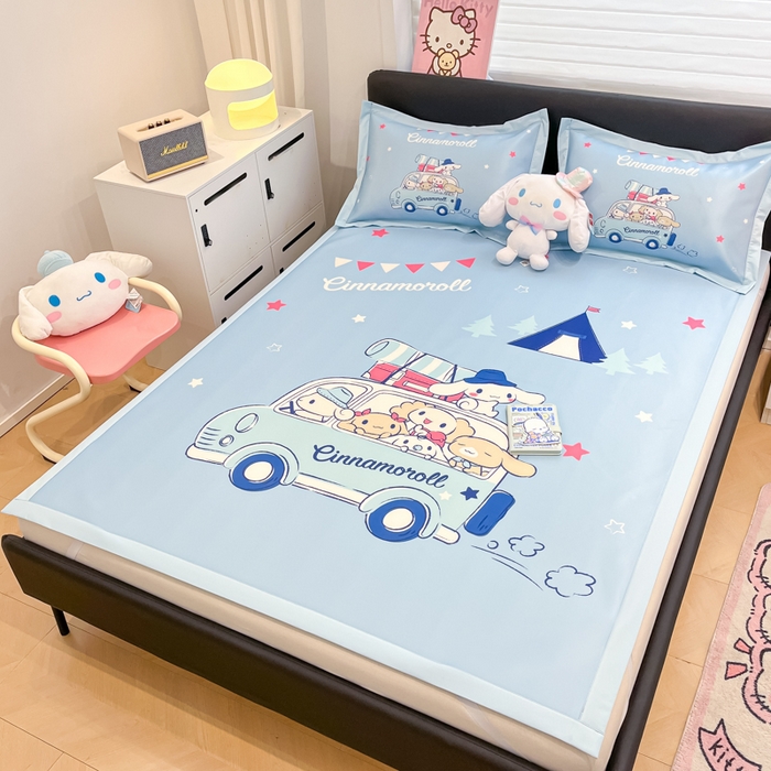 91家纺网 家纺一手货源 找家纺 2025新款正版授权A类大版数码印花三丽鸥可机洗1200D冰丝凉席席子凉席可组合针织棉夏被四件套-平铺款 平铺款-伙伴玉桂狗