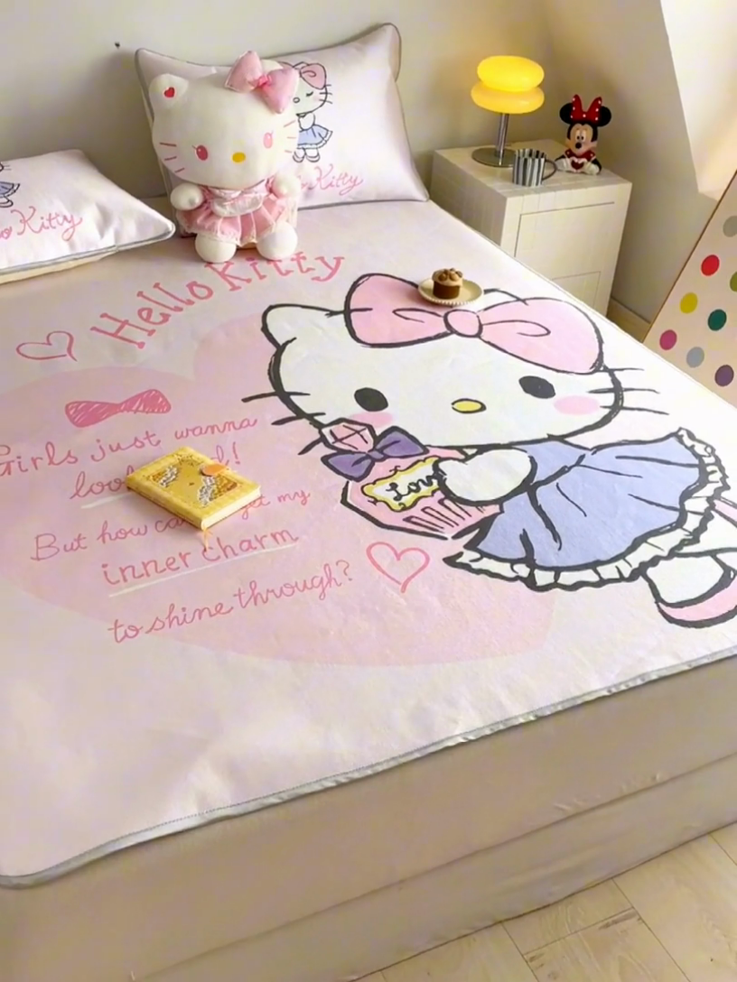 91家纺网 家纺一手货源 找家纺 米帛家纺 2025新款 A类大版三丽鸥冰藤席-床席款 香水凯蒂猫