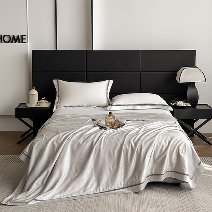 91家纺网 家纺一手货源 找家纺 （总）雅高 2025春夏蒂芙尼莱赛尔天丝银丝大提花夏被夏凉被空调被被芯