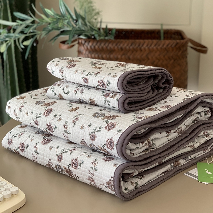 91家纺网 家纺一手货源 找家纺 汇庭 2025新款全棉床盖三件套-实拍 纳亚紫