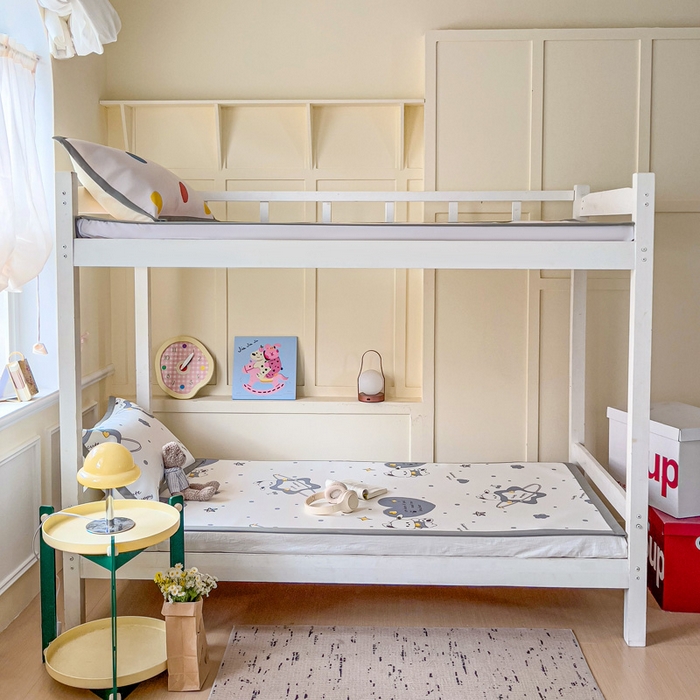 91家纺网 家纺一手货源 找家纺 富馨莱 2025新款学生平铺款冰藤印花凉席A类抗菌冰丝席支持定制尺寸 星星狗