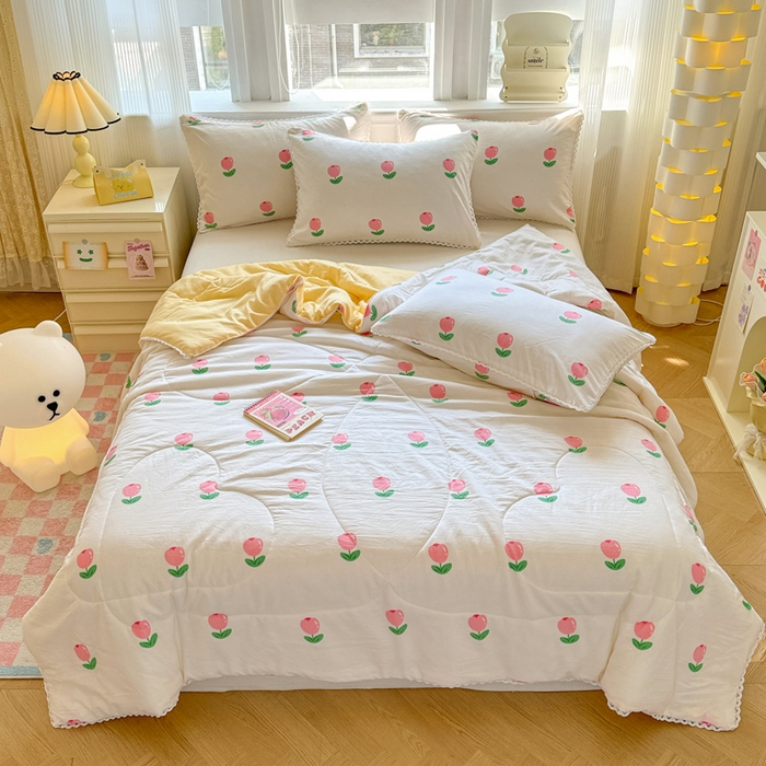 91家纺网 家纺一手货源 找家纺 慕尚家纺 2025新款水洗棉花边工艺羽丝棉卡通系列夏被 郁金香