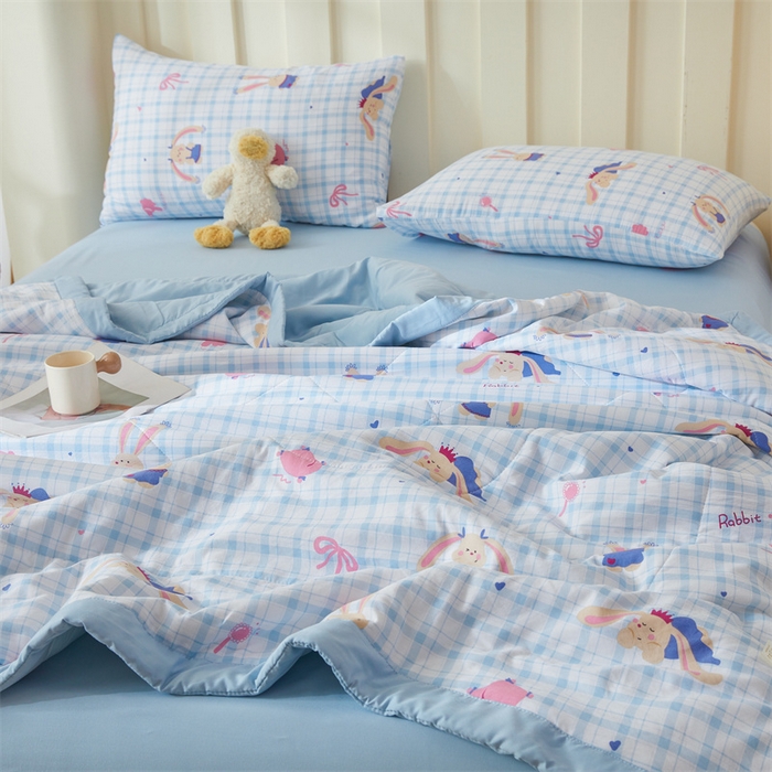 91家纺网 家纺一手货源 找家纺 2025新款小花款新疆棉花夏被【棉花含量100%】夏季空调被薄被子可机洗夏凉被 大耳兔-蓝