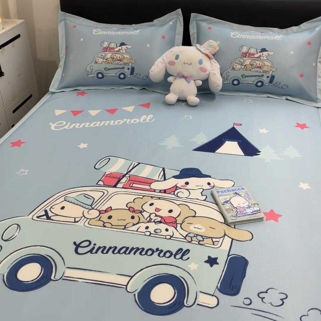 91家纺网 家纺一手货源 找家纺 2025新款正版授权A类大版数码印花三丽鸥可机洗1200D冰丝凉席席子凉席可组合针织棉夏被四件套-平铺款 平铺款-伙伴玉桂狗