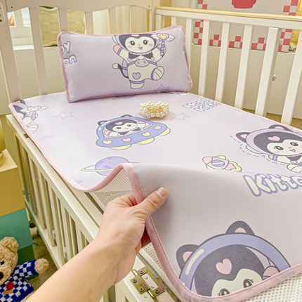 91家纺网 家纺一手货源 找家纺 富馨莱 2025新款幼儿园冰丝席A类抗菌儿童空调席支持定制尺寸 淘气喵