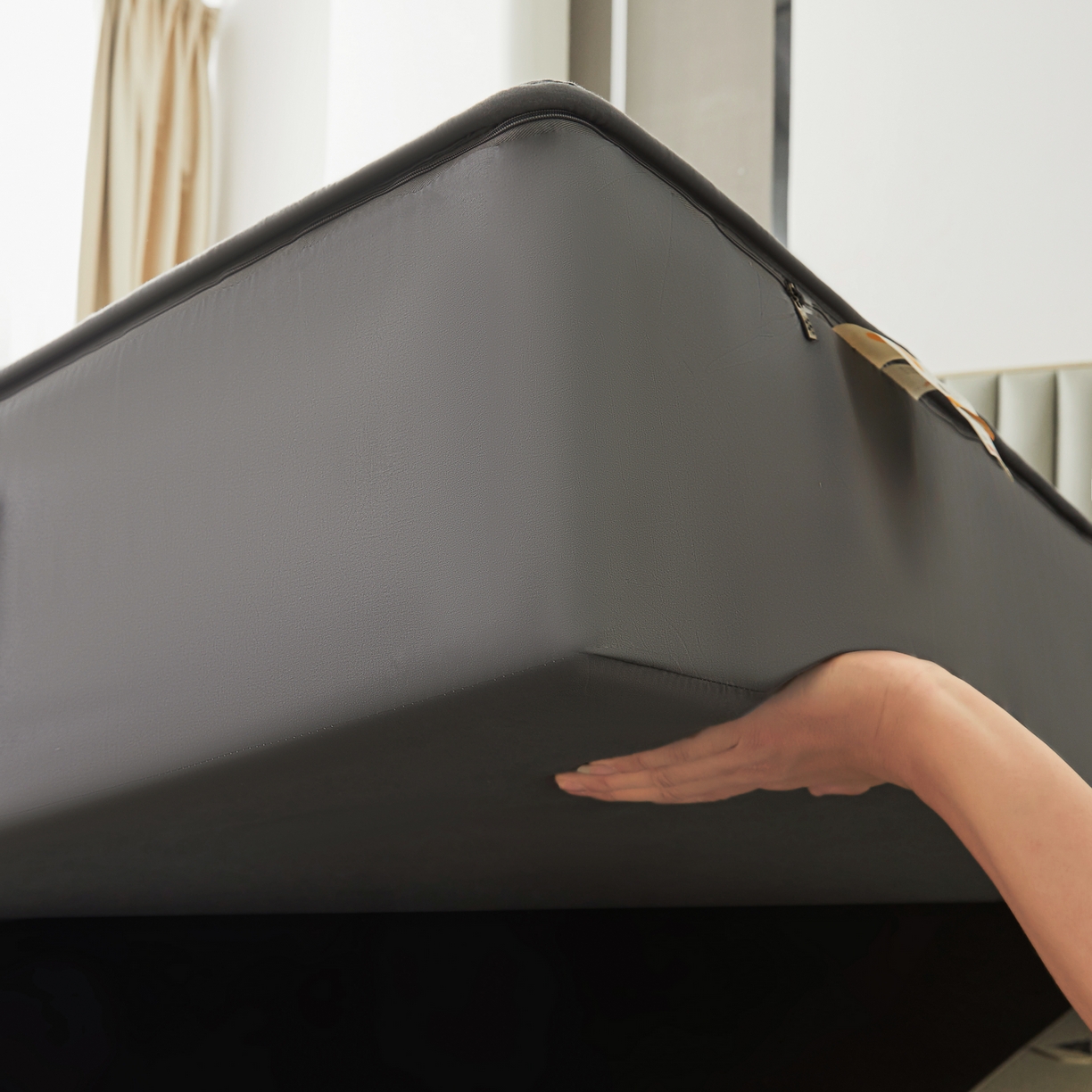 91家纺网 家纺一手货源 找家纺 欧邦 2025新款可拆卸六面全包夹棉床笠 深灰（单面夹棉）