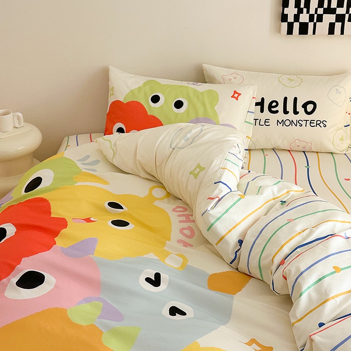 91家纺网 家纺一手货源 找家纺 花言狐语 2025新款全棉13372卡通大版数码印花四件套（提供买家秀） 呆萌小怪兽