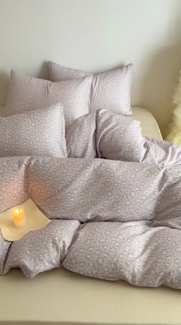 91家纺网 家纺一手货源 找家纺 塞纳 2026新款.全棉有氧双层纱四件套-场景一 宛夏-浅灰