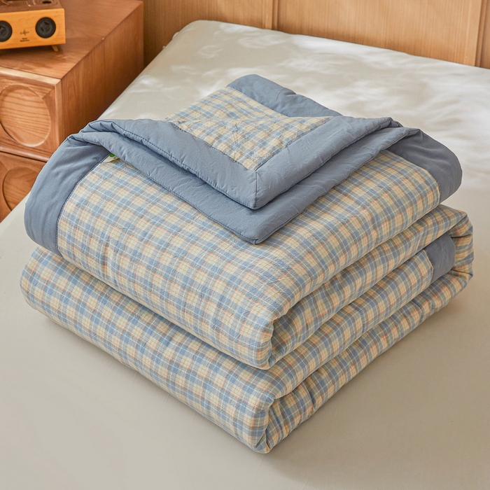 91家纺网 家纺一手货源 找家纺 伊人坊 2025新款A类无印风水洗棉新疆棉花夏被 卡洛特蓝