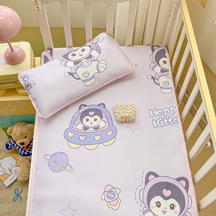 91家纺网 家纺一手货源 找家纺 富馨莱 2025新款幼儿园冰丝席A类抗菌儿童空调席支持定制尺寸 淘气喵