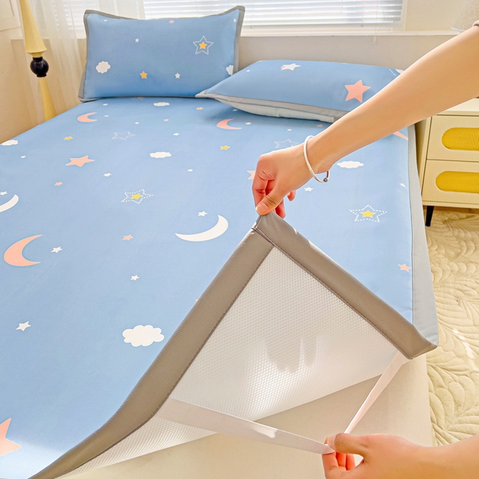 91家纺网 家纺一手货源 找家纺 富馨莱 2025新款平铺款冰藤印花凉席A类抗菌冰丝席支持定制尺寸 星空