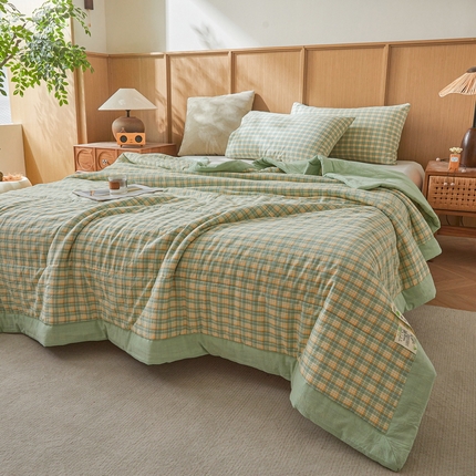 91家纺网 家纺一手货源 找家纺 伊人坊 A类水洗棉新疆棉花夏被 夏洛特绿