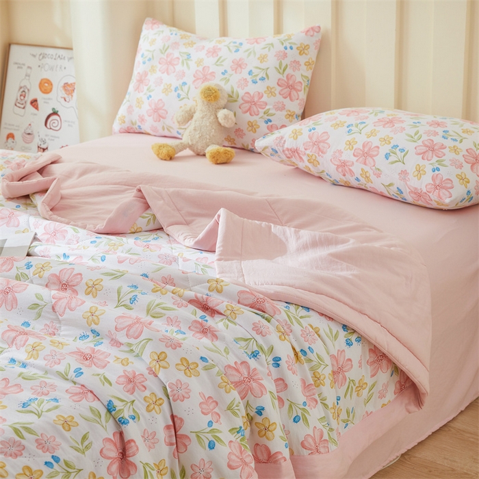 91家纺网 家纺一手货源 找家纺 2025新款小花款新疆棉花夏被【棉花含量100%】夏季空调被薄被子可机洗夏凉被 花香四季