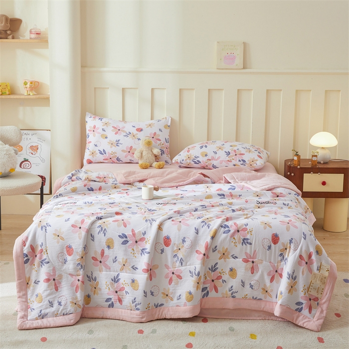 91家纺网 家纺一手货源 找家纺 2025新款小花款新疆棉花夏被【棉花含量100%】夏季空调被薄被子可机洗夏凉被 夏日之恋