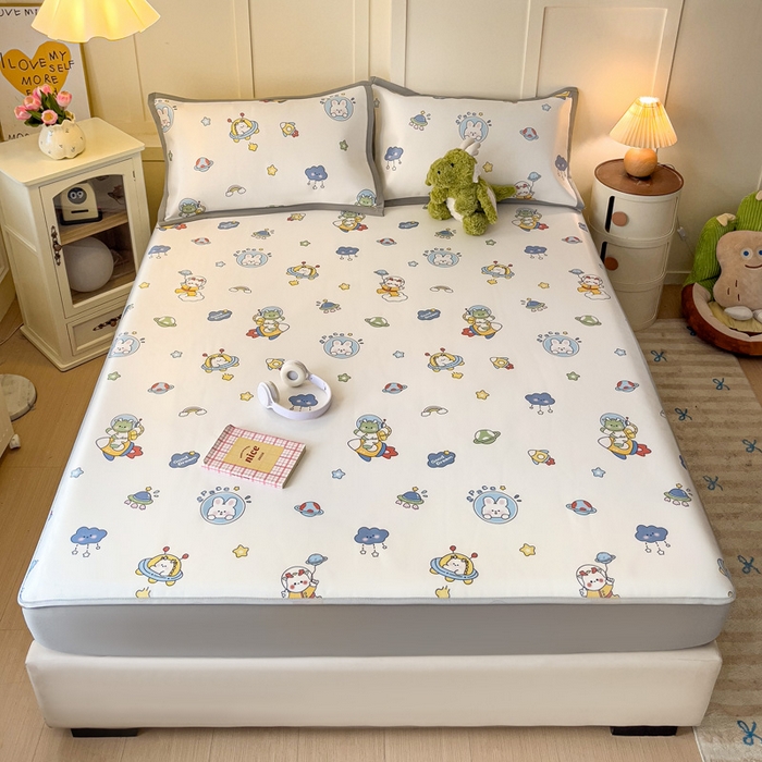 91家纺网 家纺一手货源 找家纺 富馨莱 2025新款床笠款冰藤印花凉席A类抗菌冰丝席支持定制尺寸 宇航员