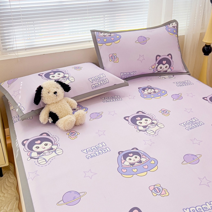 91家纺网 家纺一手货源 找家纺 富馨莱 2025新款平铺款冰藤印花凉席A类抗菌冰丝席支持定制尺寸 淘气喵