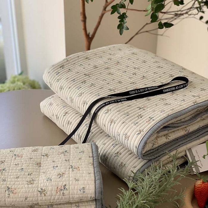 91家纺网 家纺一手货源 找家纺 汇庭 2025新款蔓莎床盖三件套系列-实拍 半夏花语