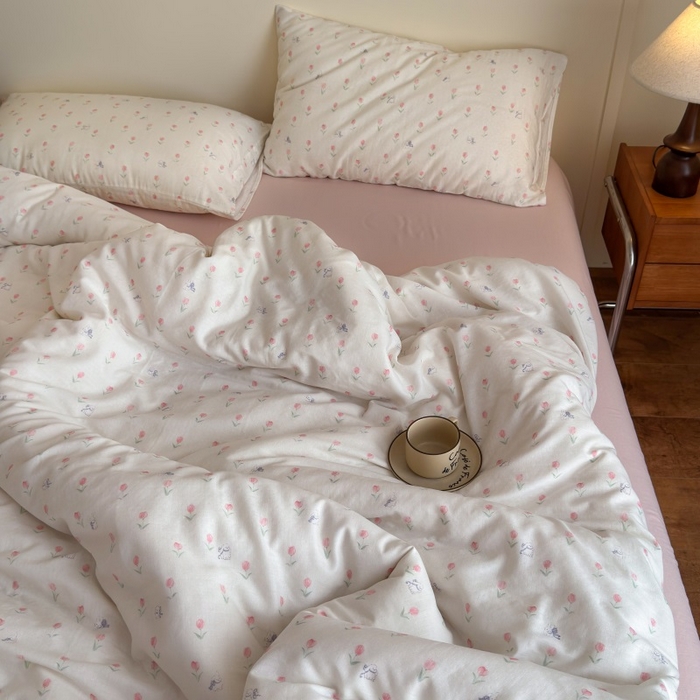 91家纺网 家纺一手货源 找家纺 曲之慕2025新款A类母婴级有氧全棉纯棉双层纱印花四件套 朵拉-粉