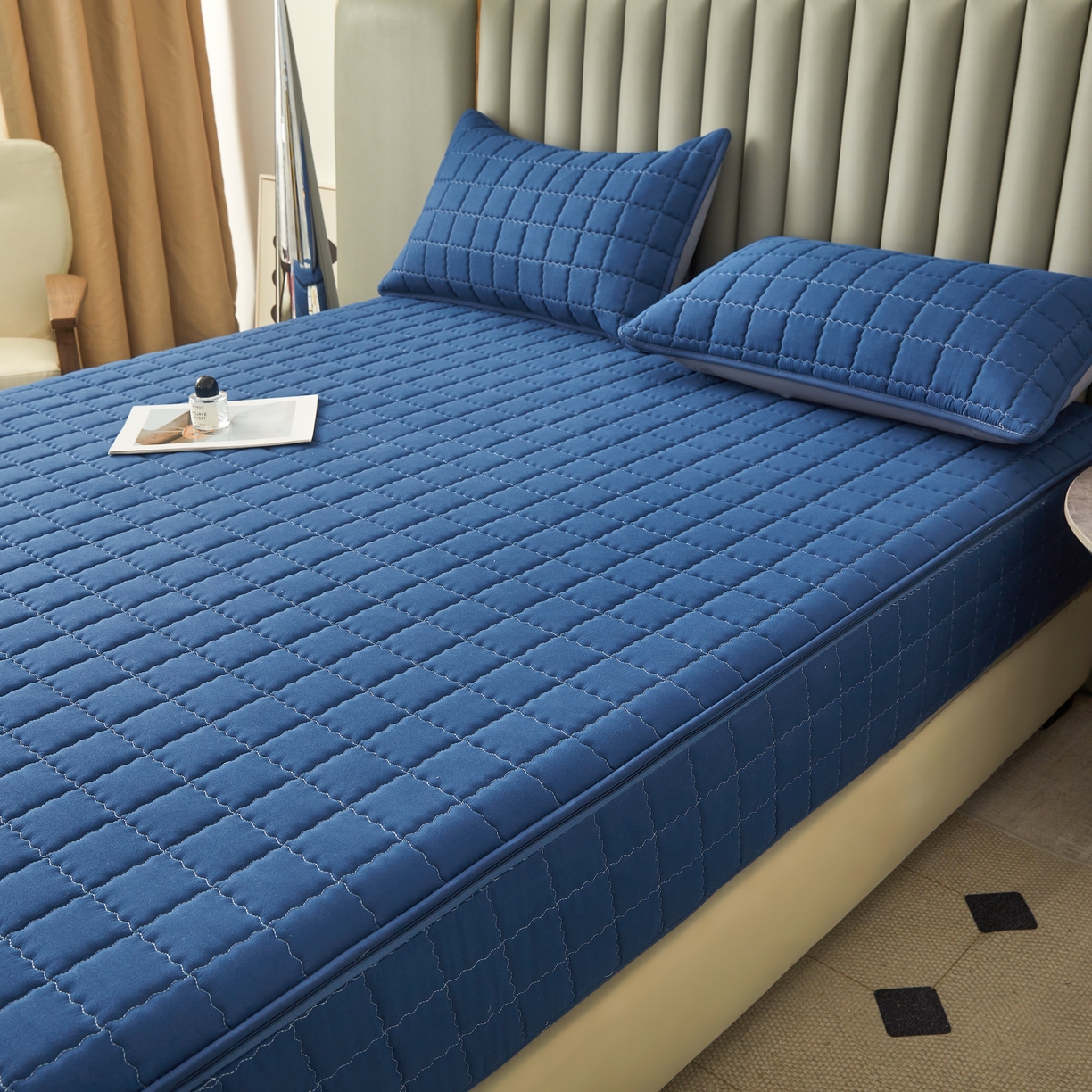 91家纺网 家纺一手货源 找家纺 欧邦 2025新款可拆卸六面全包夹棉床笠 五面夹棉-魅宝蓝