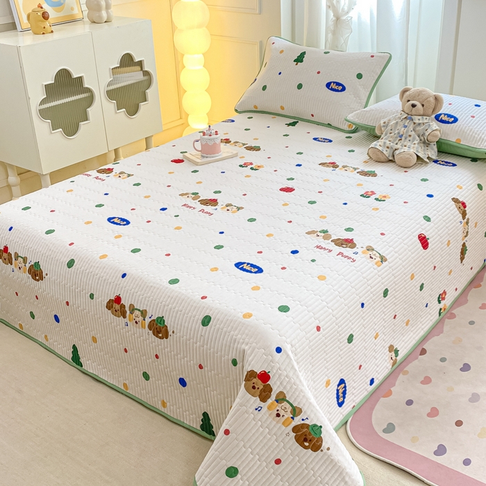 91家纺网 家纺一手货源 找家纺 顺顺家纺 2025新款全棉卡通夹棉床盖 狗狗之家