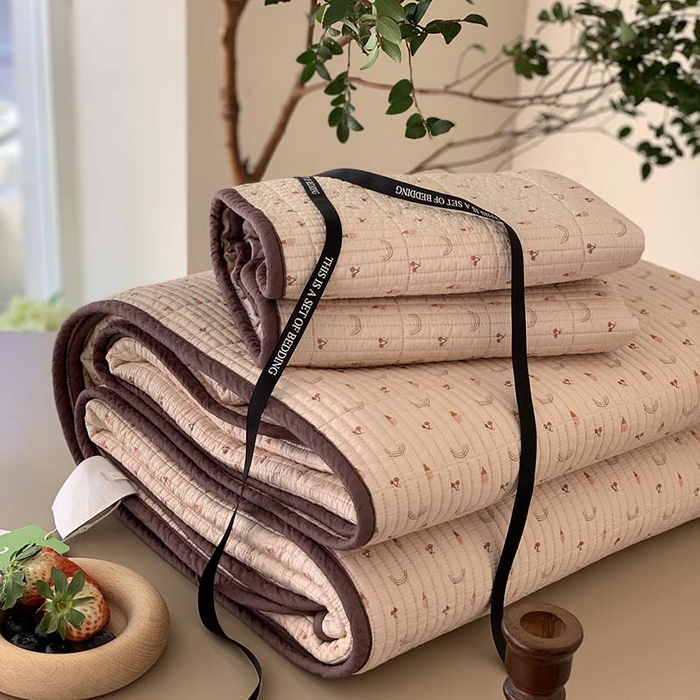 91家纺网 家纺一手货源 找家纺 汇庭 2025新款蔓莎床盖三件套系列-实拍 冰淇淋