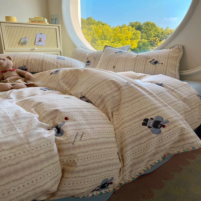 91家纺网 家纺一手货源 找家纺 葡萄家 2025爆款高克重彩色三角针A类针织双层纱四件套 提供买家秀 北鼻象