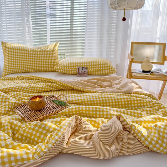 91家纺网 家纺一手货源 找家纺 2025新款无印风夏被 黄小格