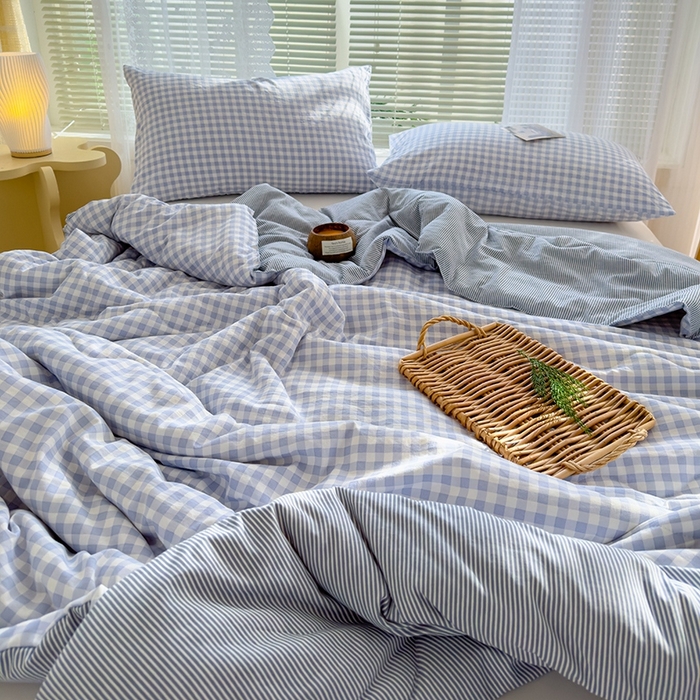 91家纺网 家纺一手货源 找家纺 2025新款无印风夏被 蓝小格