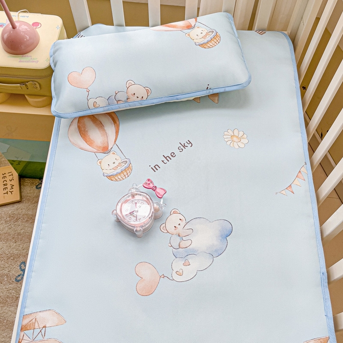 91家纺网 家纺一手货源 找家纺 富馨莱 2025新款幼儿园冰丝席A类抗菌儿童空调席支持定制尺寸 星空探险家