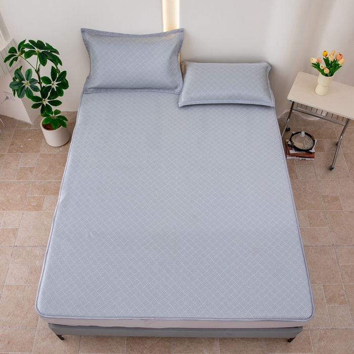 91家纺网 家纺一手货源 找家纺 凌云家纺  2025新款提花凉感冰丝席床笠款三明治凉席三件套 菱格-灰