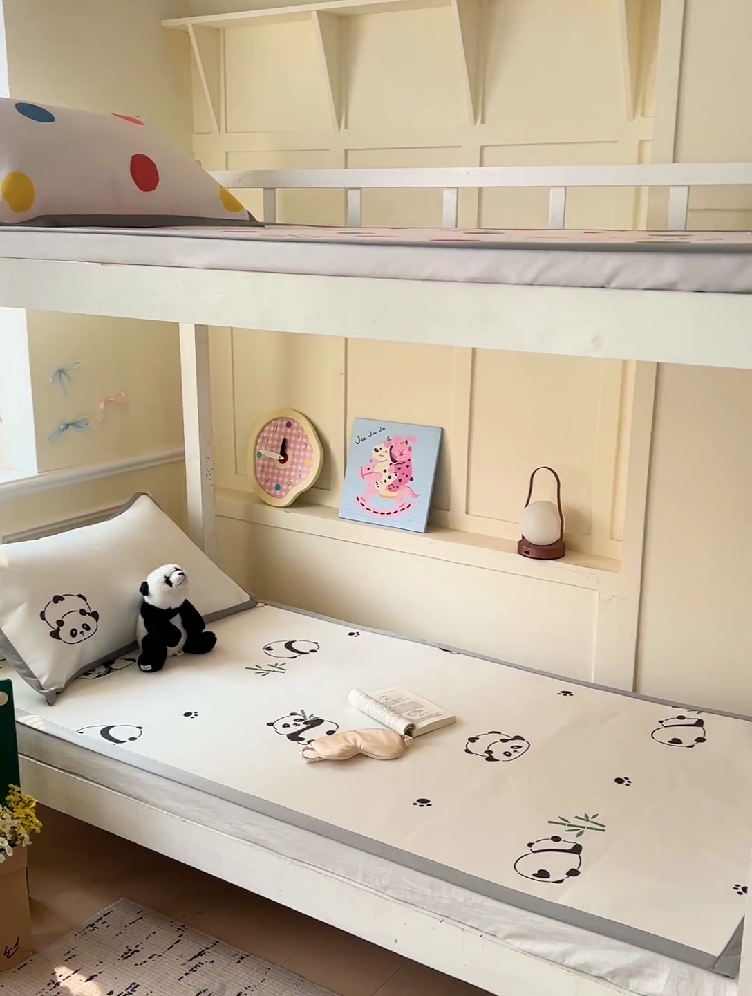 91家纺网 家纺一手货源 找家纺 富馨莱 2025新款学生平铺款冰藤印花凉席A类抗菌冰丝席支持定制尺寸 熊猫胖胖