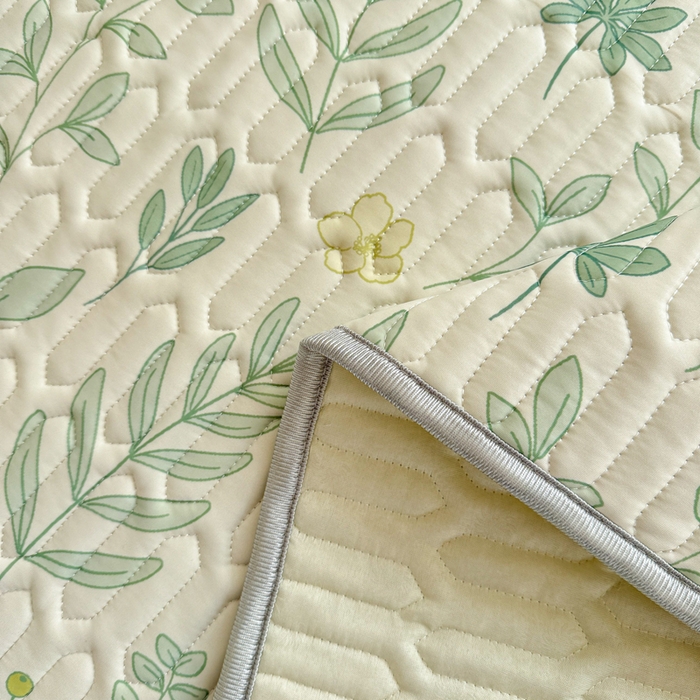 91家纺网 家纺一手货源 找家纺 慕尚家纺  2025春夏新款乳胶凉席水洗棉夏被夏凉被空调被三件套四件套 风信子