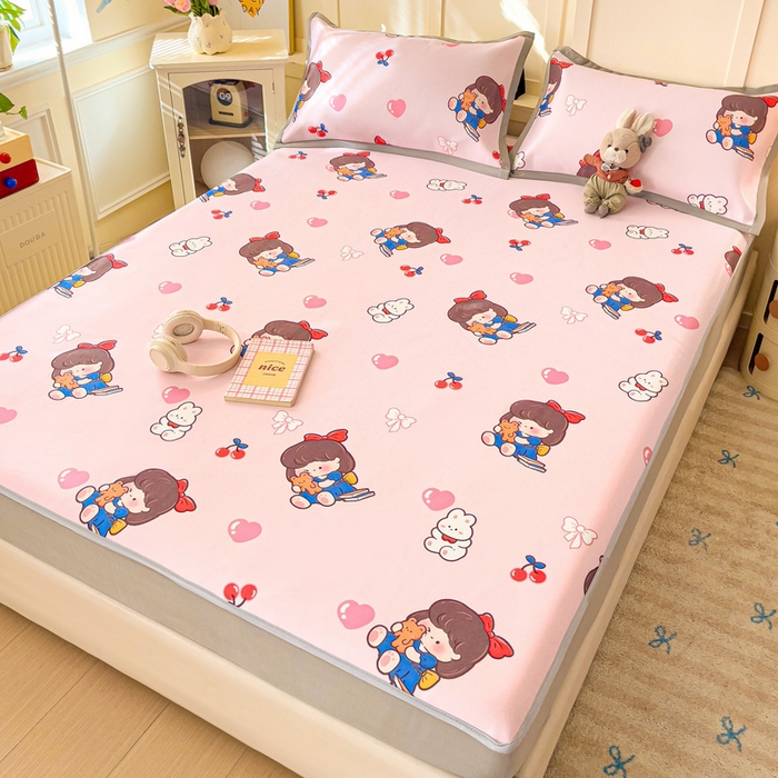 91家纺网 家纺一手货源 找家纺 富馨莱 2025新款床笠款冰藤印花凉席A类抗菌冰丝席支持定制尺寸 元气女孩