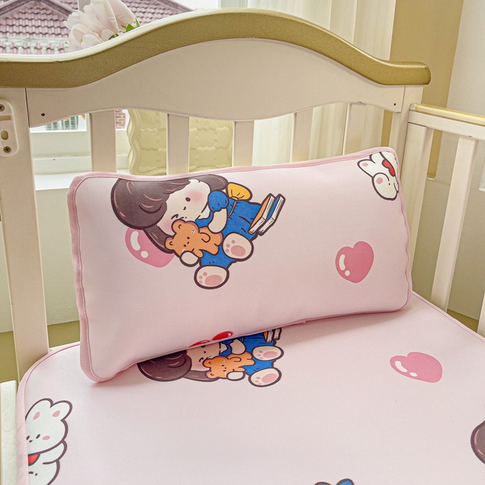 91家纺网 家纺一手货源 找家纺 富馨莱 2025新款幼儿园冰丝席A类抗菌儿童空调席支持定制尺寸 元气女孩