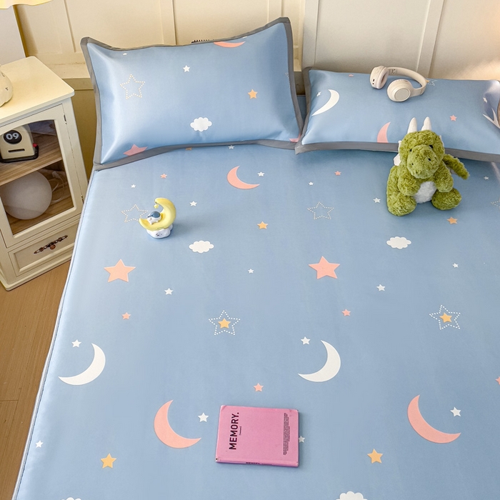 91家纺网 家纺一手货源 找家纺 富馨莱 2025新款床笠款冰藤印花凉席A类抗菌冰丝席支持定制尺寸 星空